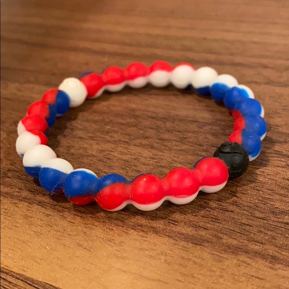 USA Wear Your World Lokai bracelet